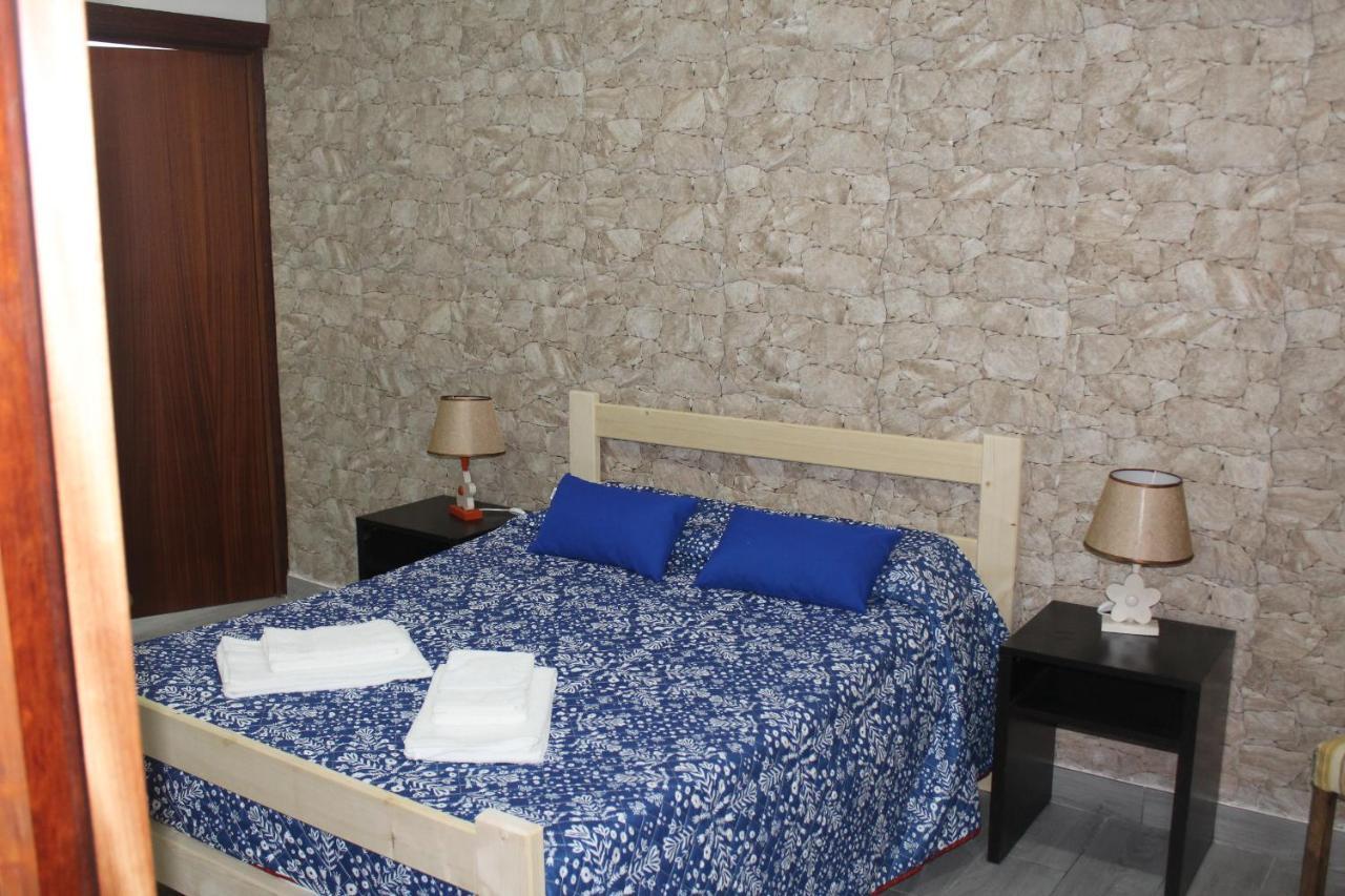 Vitorino De Nemesio Guesthouse Ponta Delgada Exterior foto