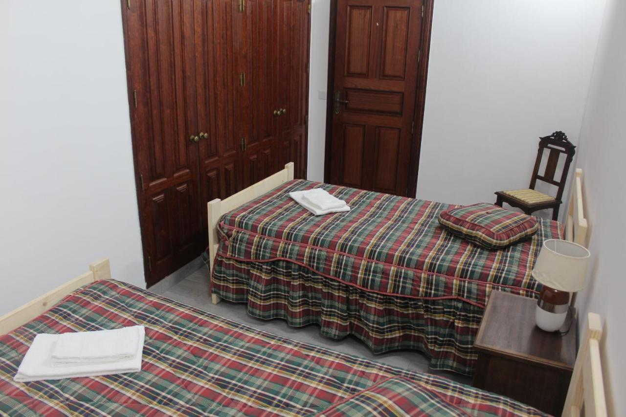 Vitorino De Nemesio Guesthouse Ponta Delgada Exterior foto