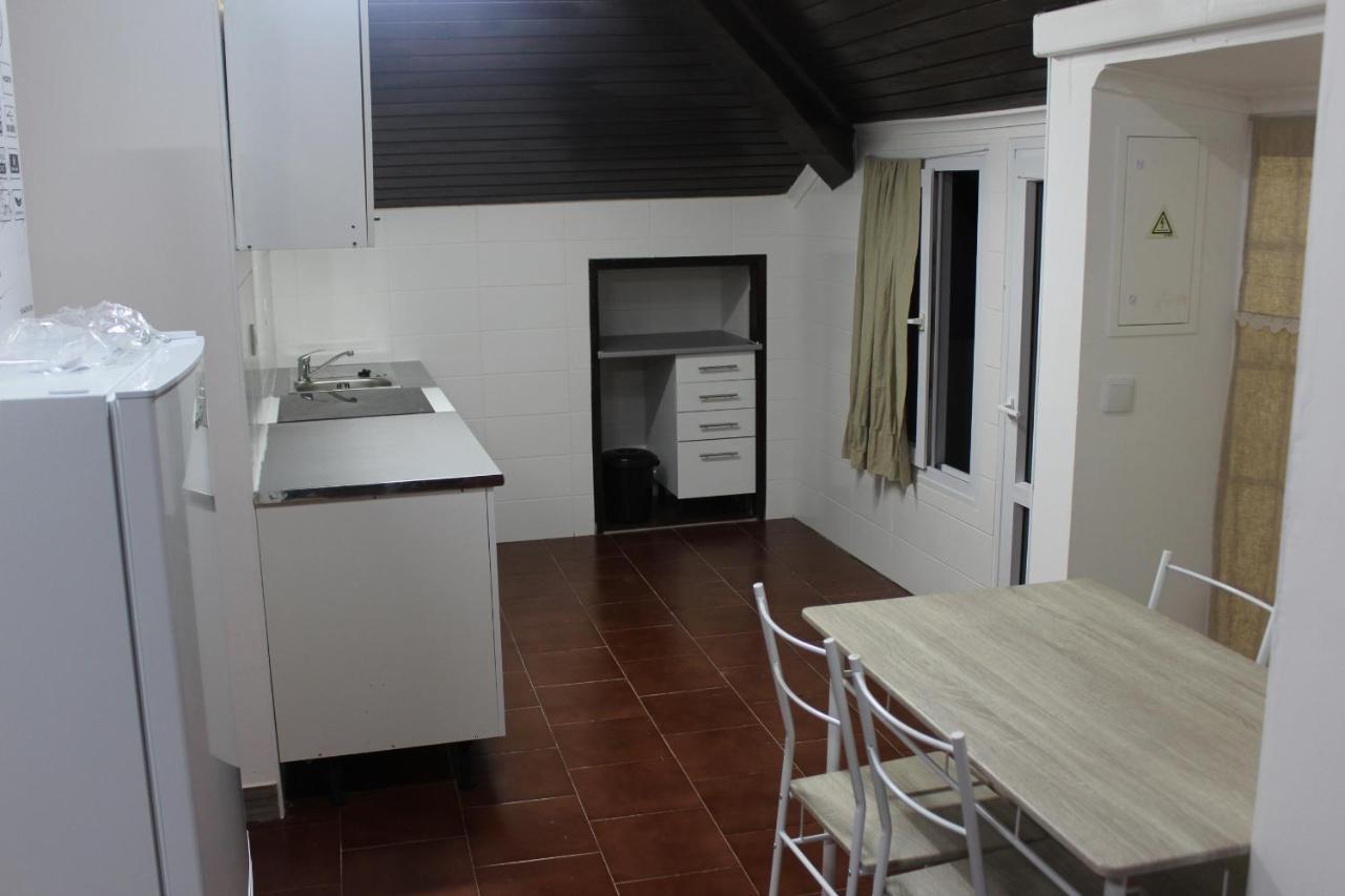 Vitorino De Nemesio Guesthouse Ponta Delgada Exterior foto