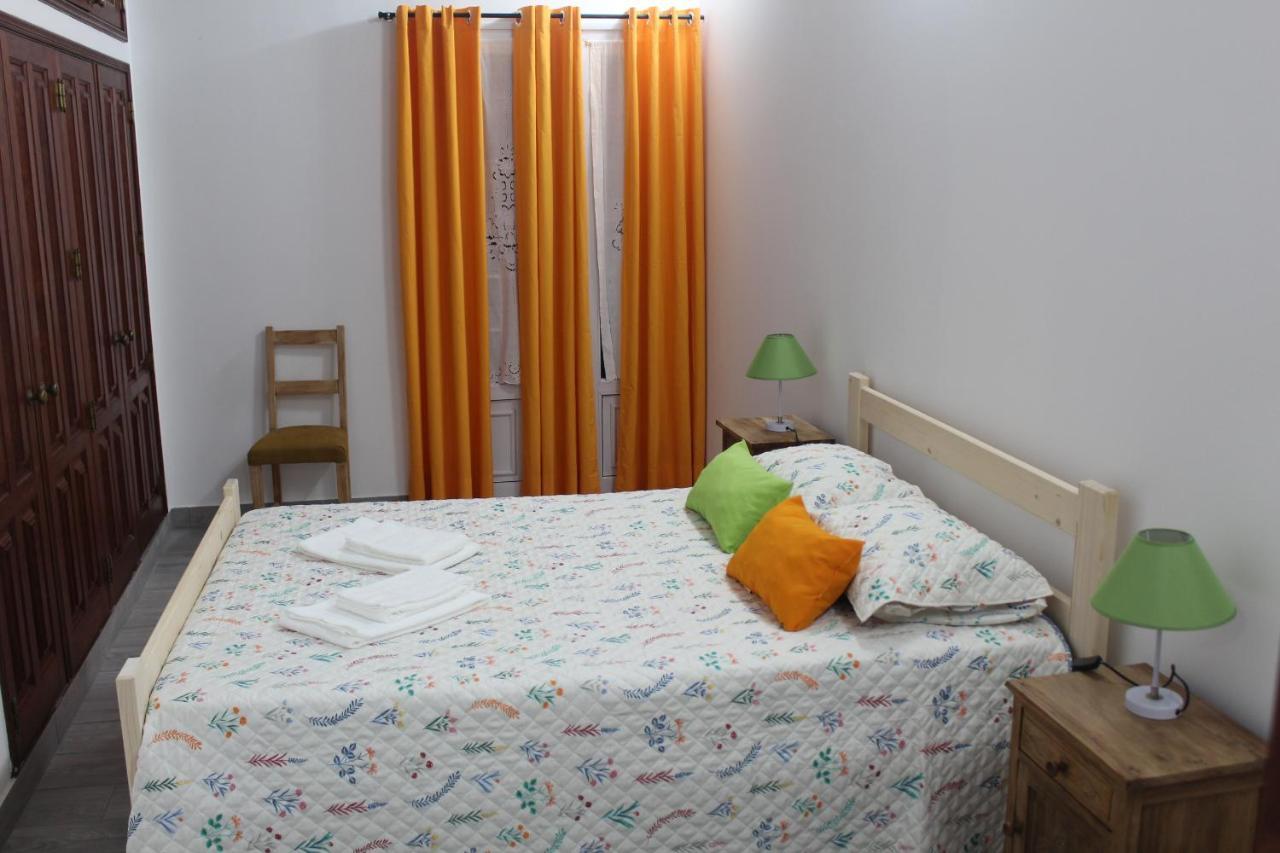 Vitorino De Nemesio Guesthouse Ponta Delgada Exterior foto